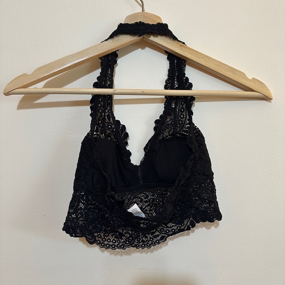 Aerie Lace Halter Neck Bralette with removable pads - Picture 2 of 6